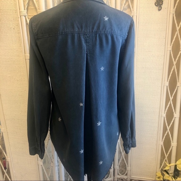 cloth & stone Top Shirt Chambray Blue with Scattered Silver Stars ANTHRO Medium - Picture 10 of 16